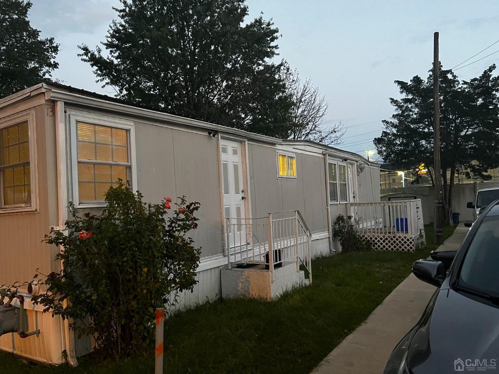 135 Oakdale Vlg, North Brunswick, NJ 08902 Trulia