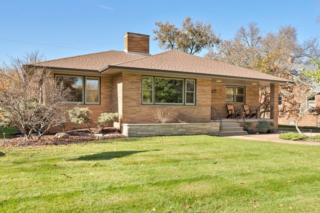 8520 Parkview Ave, Munster, IN 46321 Trulia