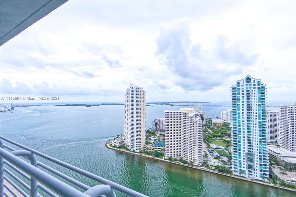 335 S Biscayne Blvd #3903, Miami, FL 33131