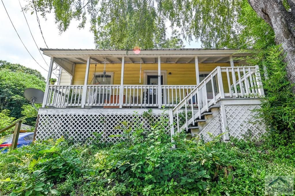 285 N Rocksprings St, Athens, GA 30606