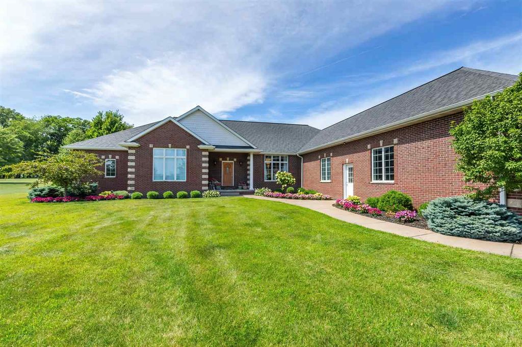 1172 N Isett Ave, Moscow, IA 52760 Trulia