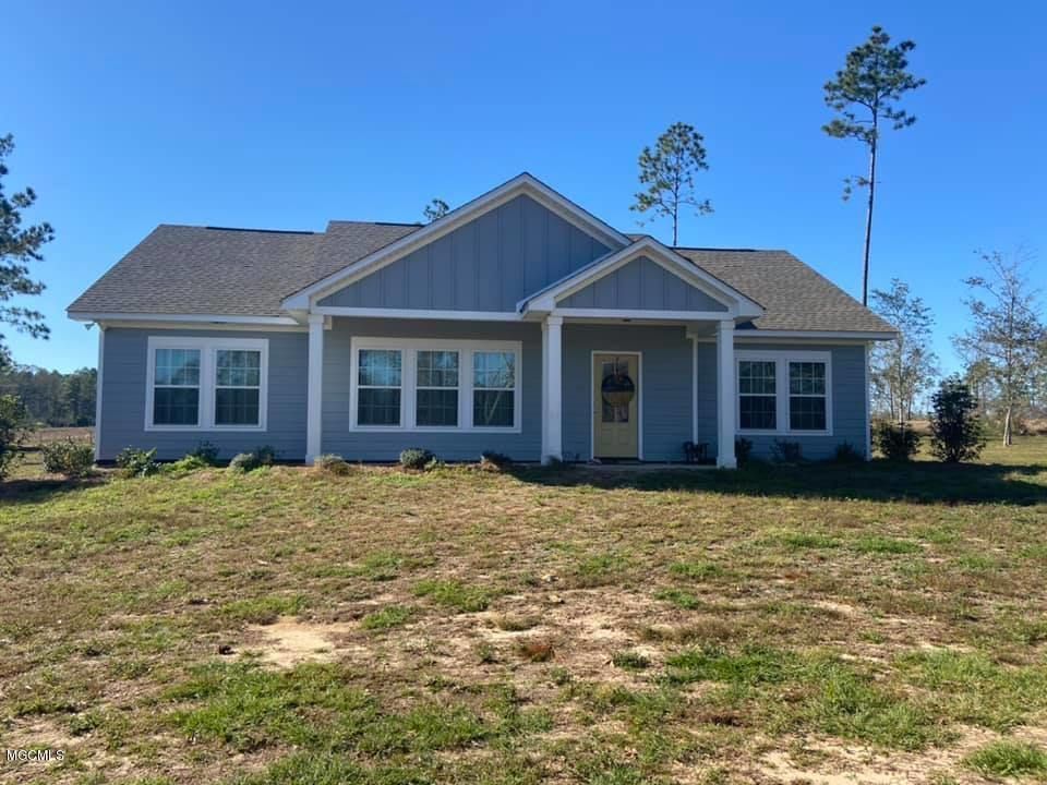 113 Albert Davis Rd, Lucedale, MS 39452