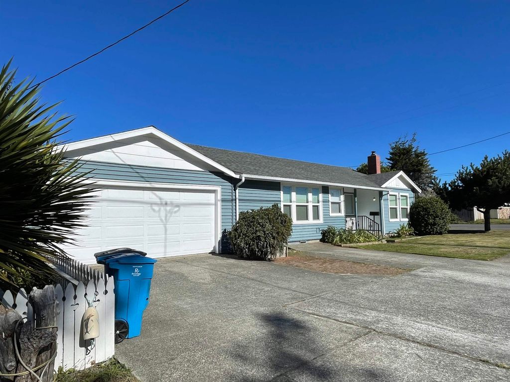 111143 W 5th St, Crescent City, CA 95531 Trulia
