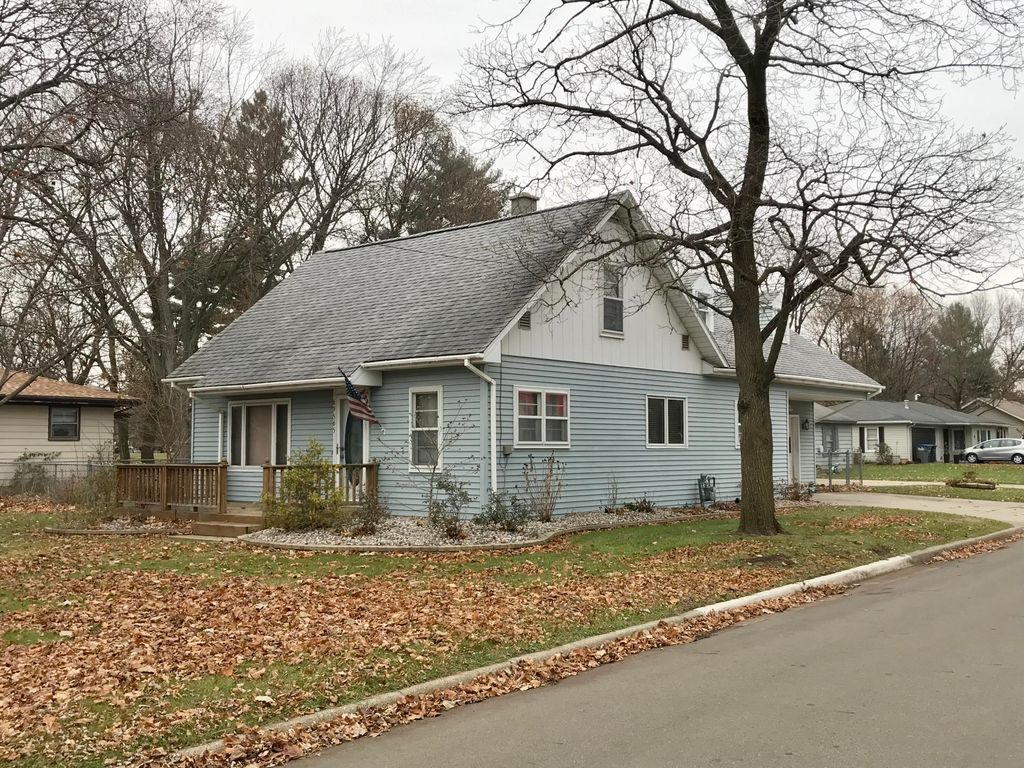69565 Sunnyfield Rd, Sturgis, MI 49091