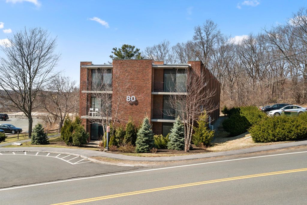 80 Herrick St, Beverly, MA 01915