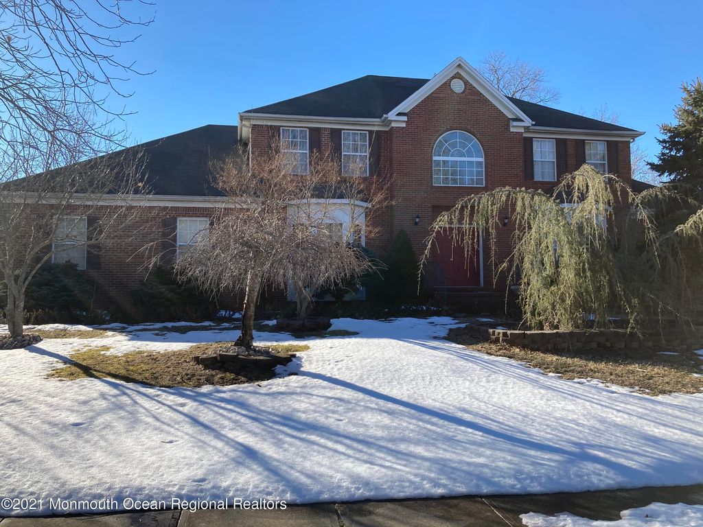41 Highland Dr, Jackson, NJ 08527