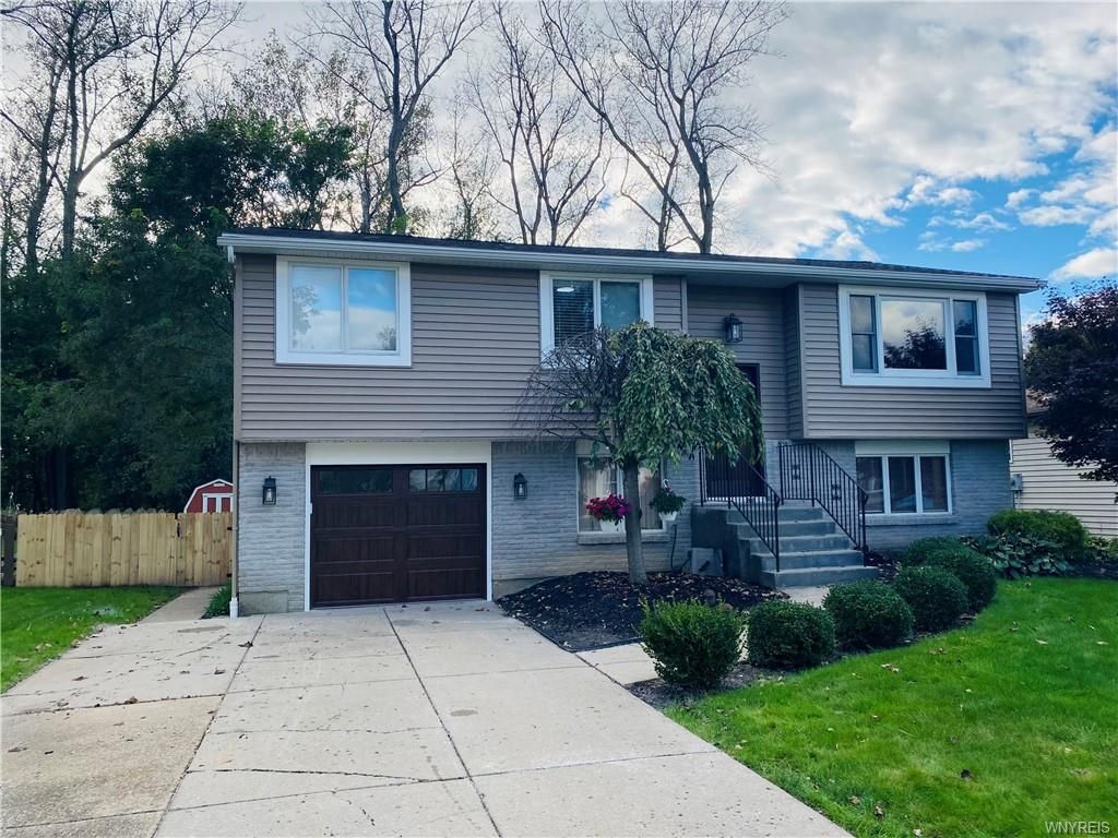 153 Hillpine Rd, Buffalo, NY 14227