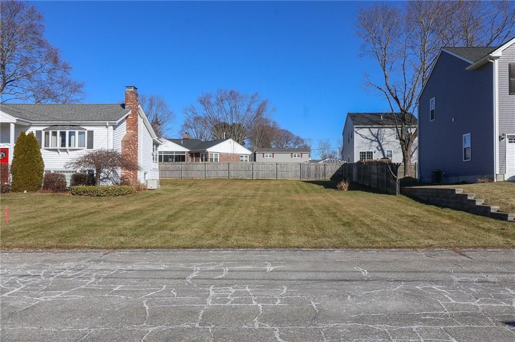 27 Bellevue Ave, Cumberland, RI 02864 Trulia