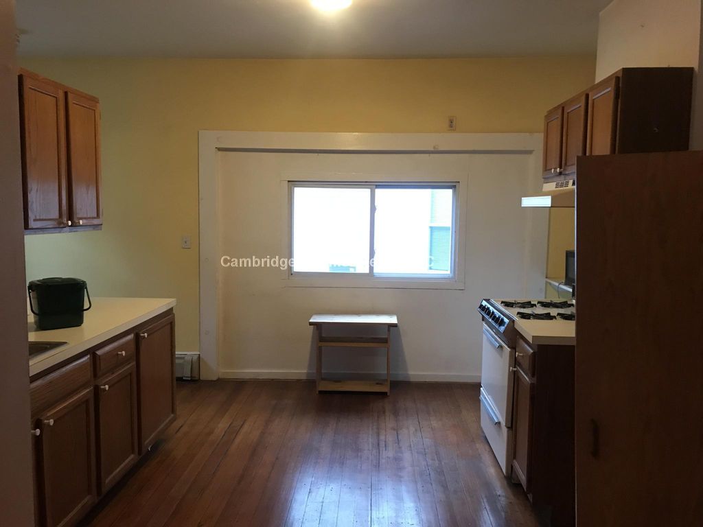 1427 Cambridge St, Cambridge, MA 02139