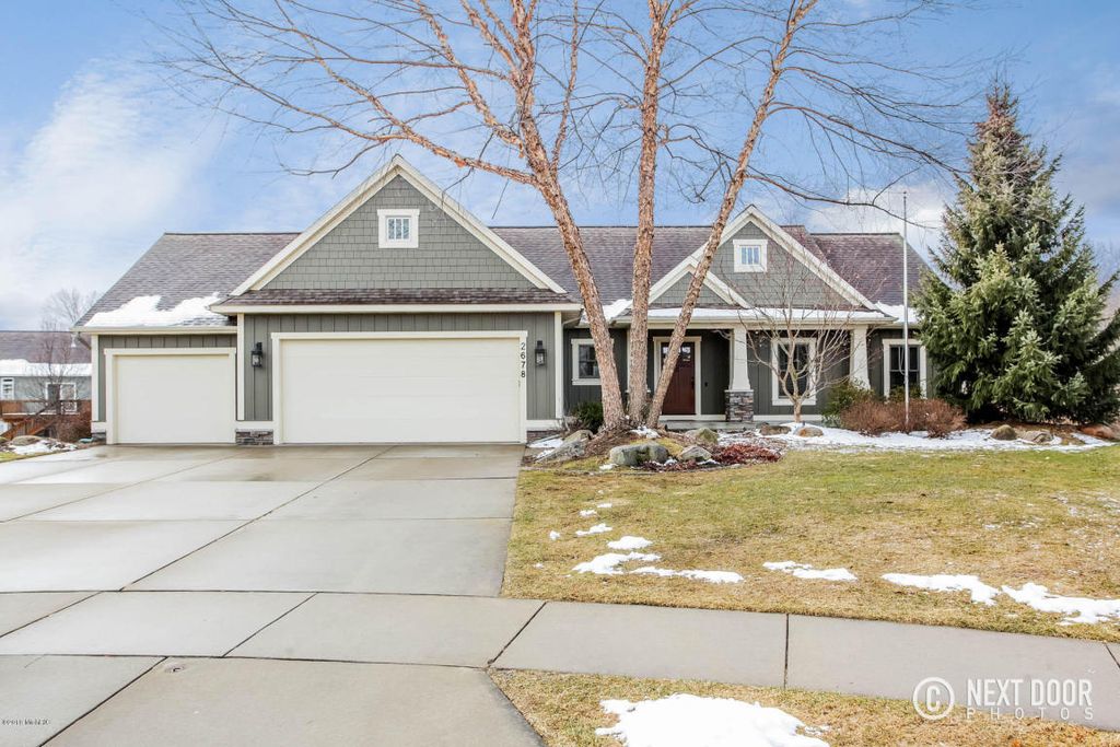 2678 Hawthorne Ct, Jenison, MI - 5 Bed, 5 Bath Single-Family Home - 43