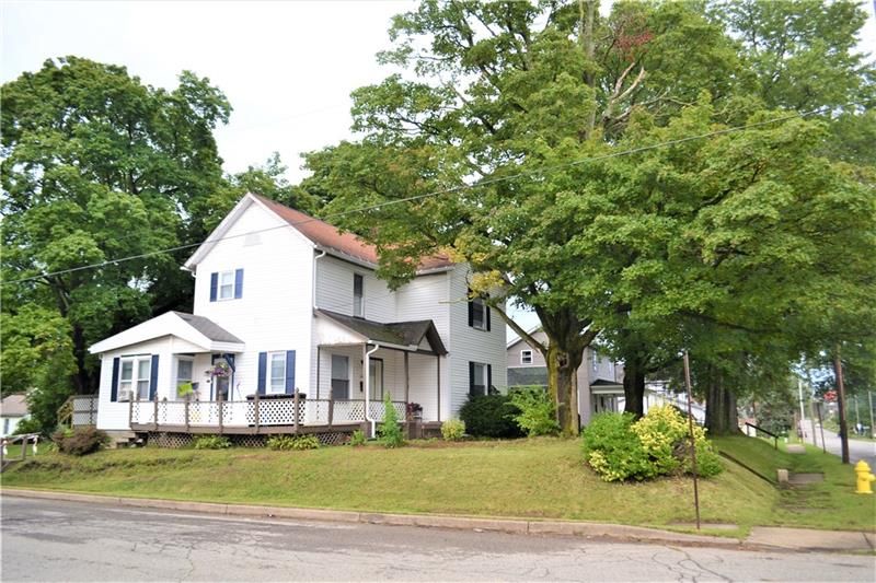 1042 W Ridge Ave, Sharpsville, PA 16150