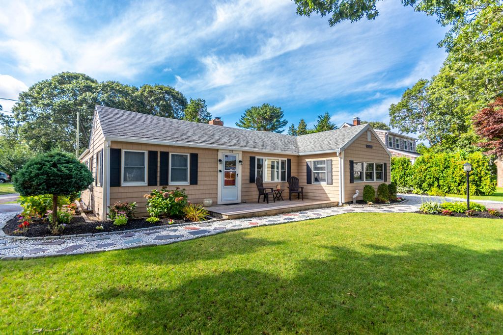158 Tahanto Road, Pocasset, MA 02559
