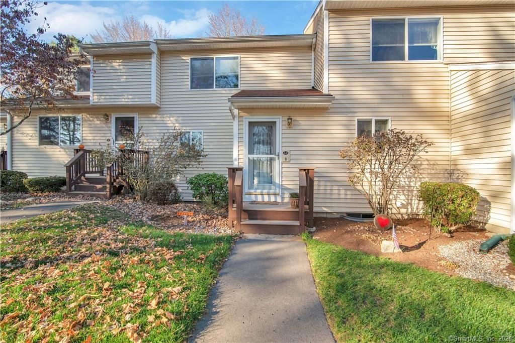 53 Stone Pond Rd 53, Tolland, CT 06084 2 Bed, 2 Bath Townhouse MLS