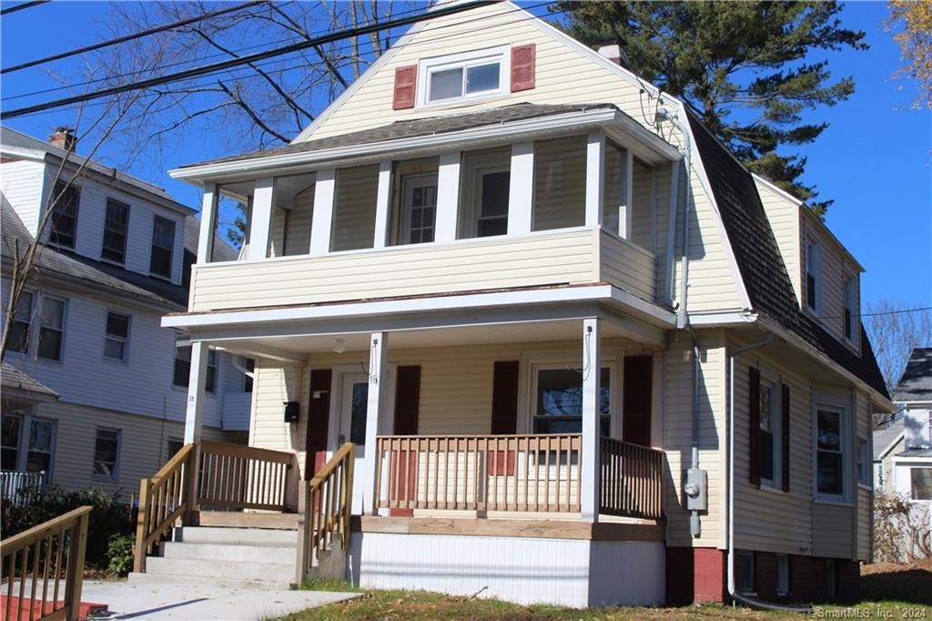 16 Darby St, Bloomfield, CT 06002