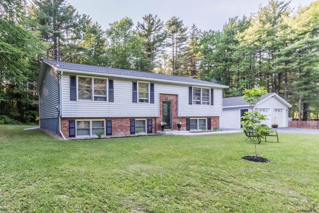 5645 Crooked St, Broadalbin, NY 12025 Trulia