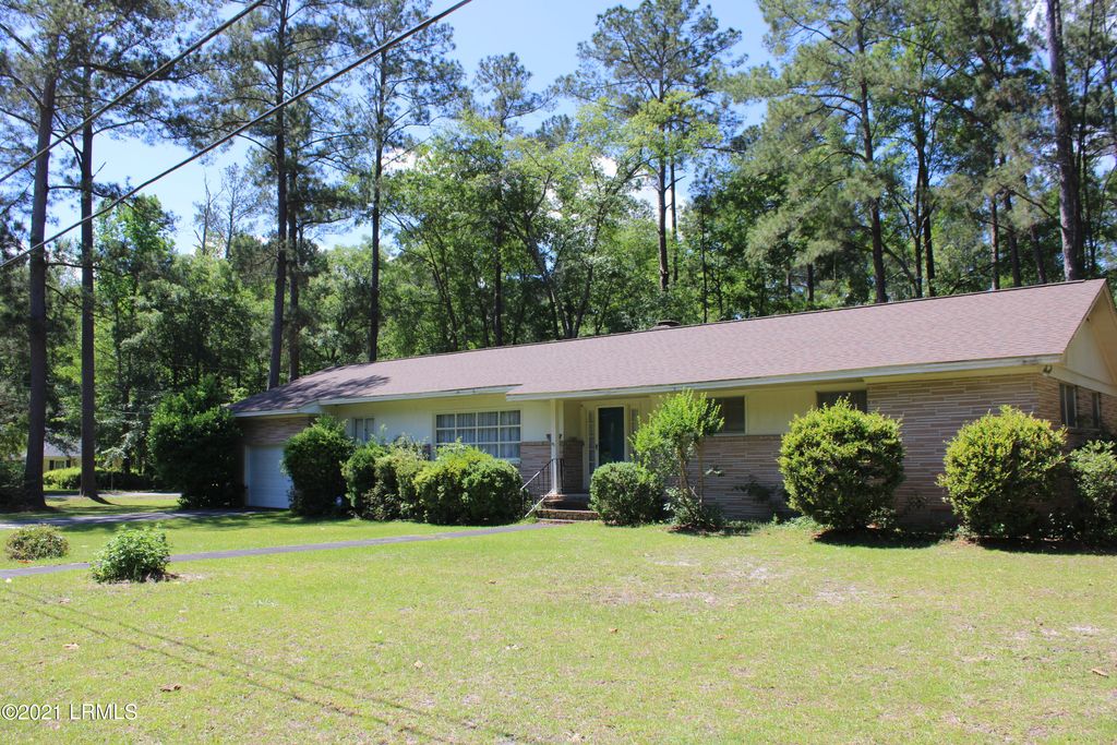 1601 Jackson Ave W, Hampton, SC 29924
