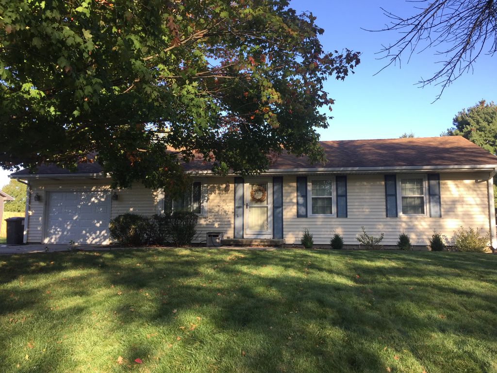 808 S Cleveland St, Philo, IL 61864 Trulia