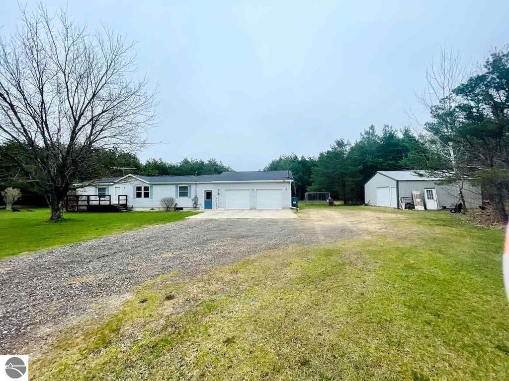 5260 N Edwards Rd, Lake City, MI 49651 Trulia