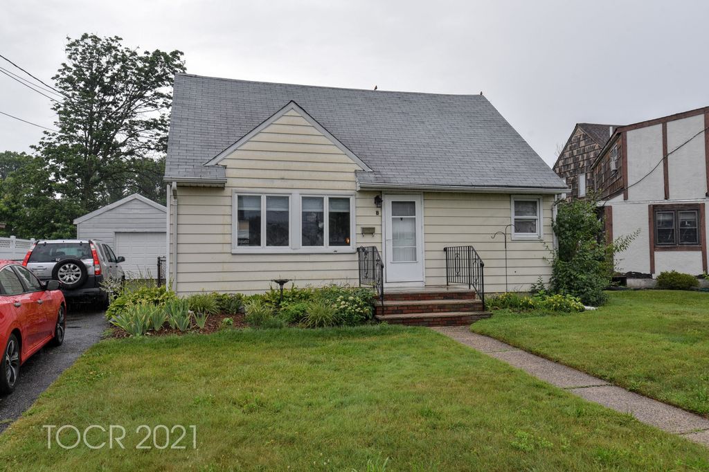 8 Lincoln Pl, Moonachie, NJ 07074 Trulia