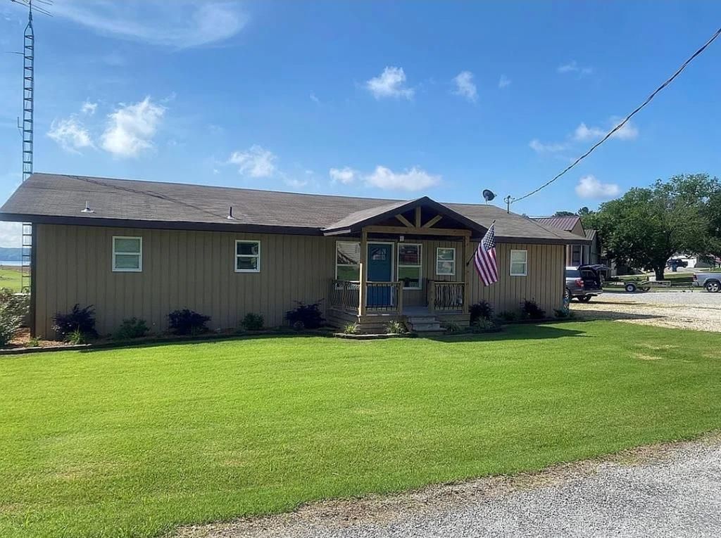 355 Crattie Dr, Springville, TN 38256 See Estimated Value