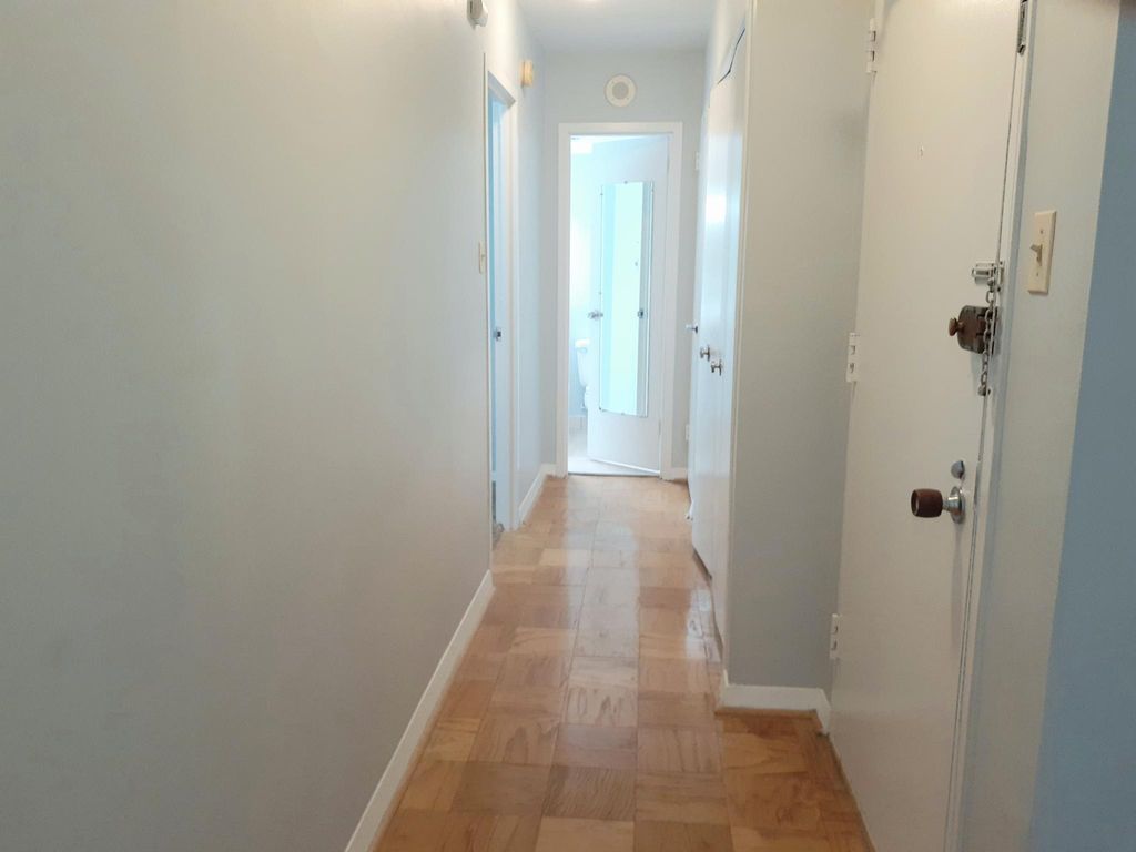 3001 Veazey Ter NW #528, Washington, DC 20008