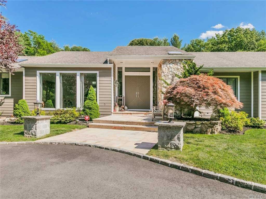 2 Fox Hunt Court Cold Spring Harbor Ny on Sale