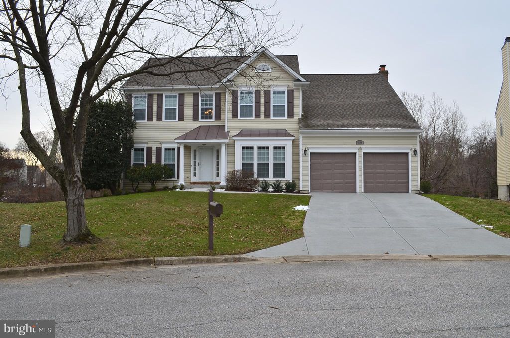 11305 Lake Front Ct, Bowie, MD 20721