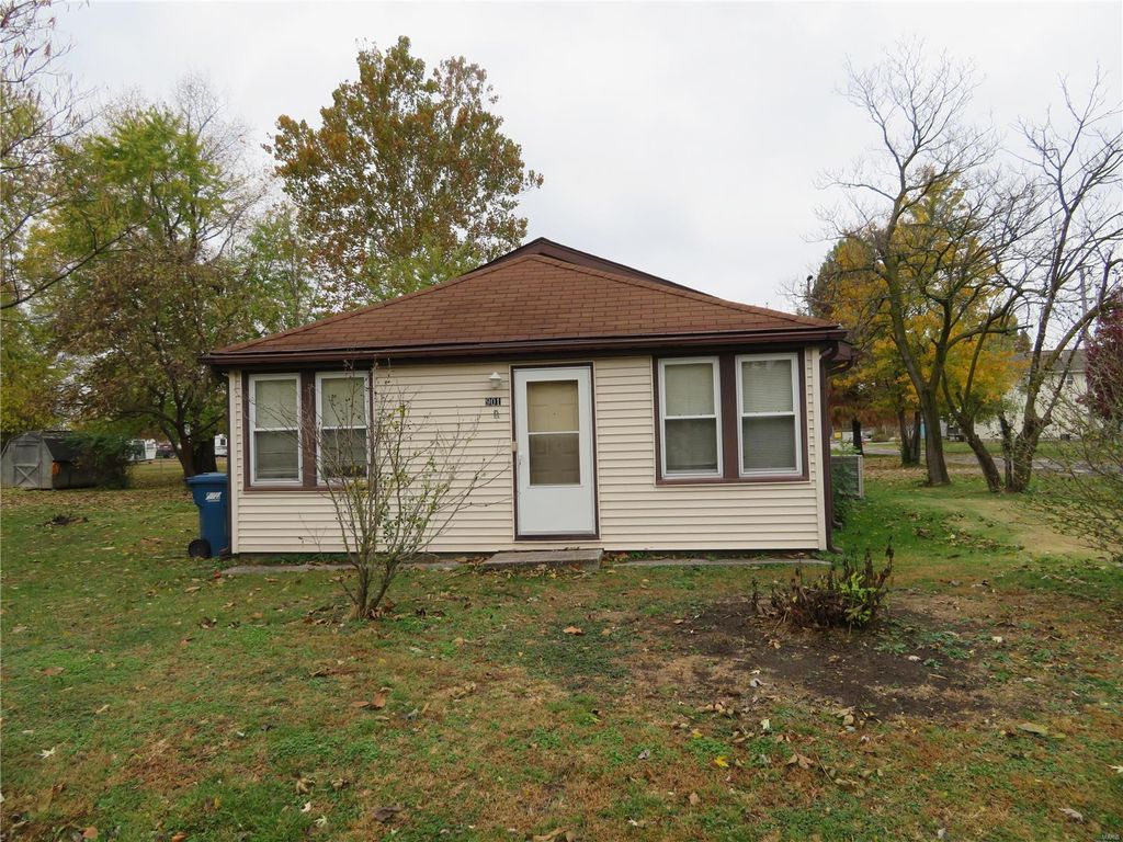 901 Sinclair Ave, South Roxana, IL 62087 Trulia