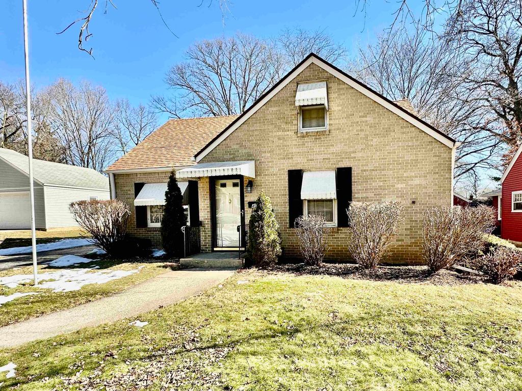 403 N Oak Knolls Ave, Rockford, IL 61107 Trulia