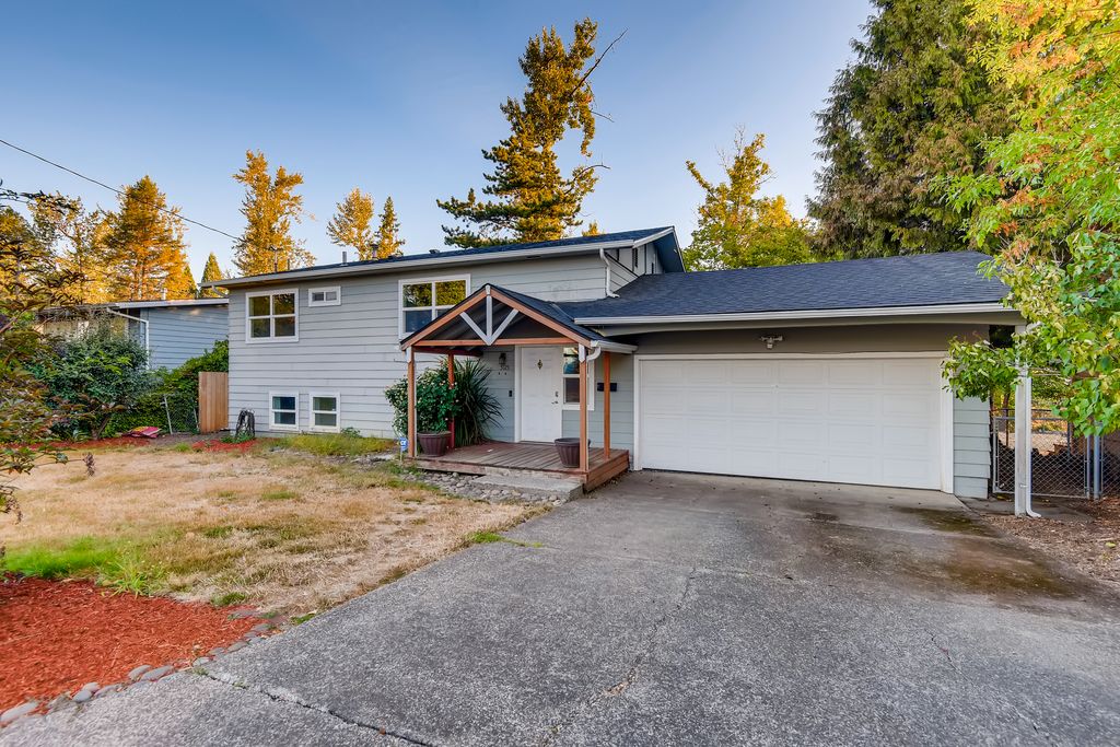 5125 SE Brookside Dr, Portland, OR 97222