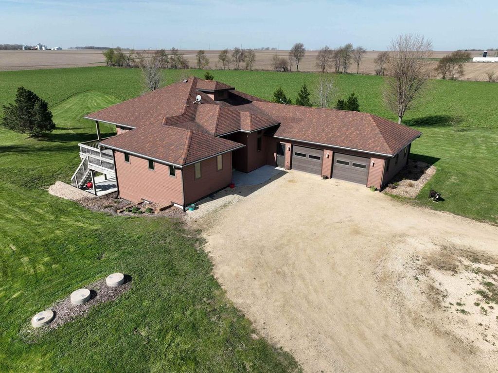 471 Enloe Road, Rewey, WI 53580 Trulia