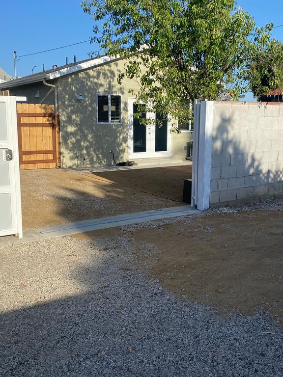 7221 White Oak Ave, Reseda, CA 91335  Trulia