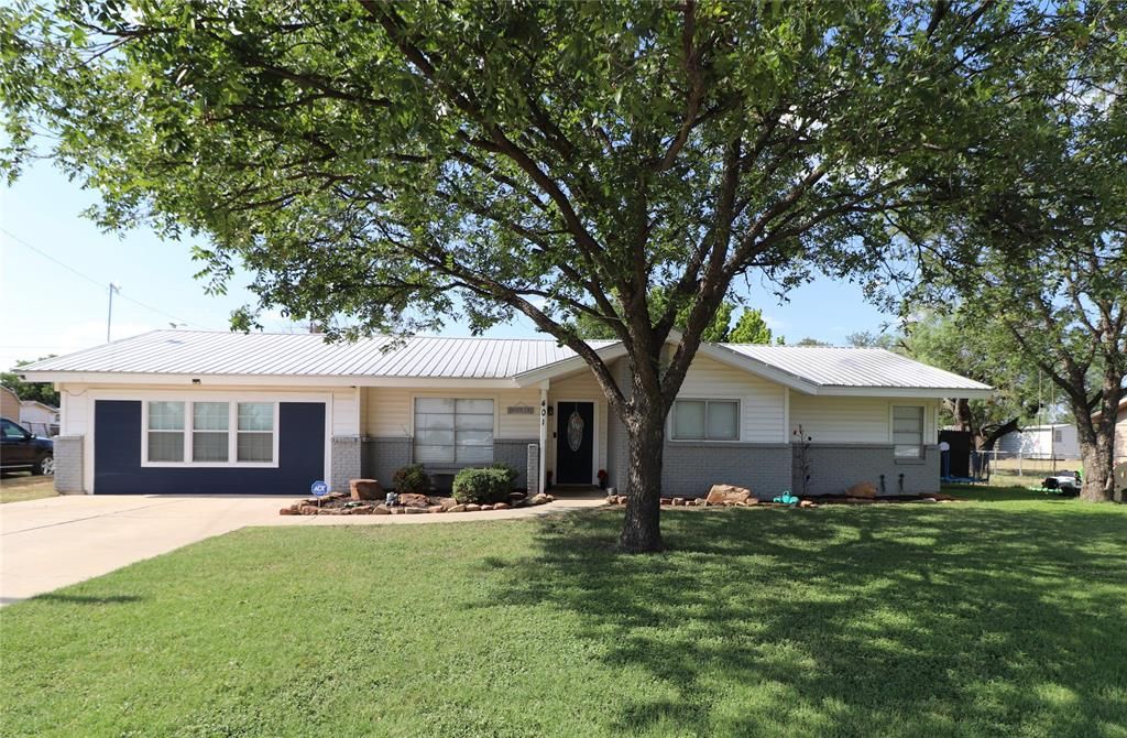 401 County Road 183, Bangs, TX 76823 Trulia