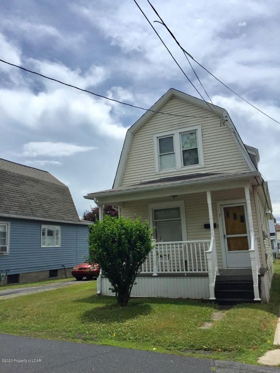 7 Cottage Ave, Plains, PA 2 Bed, 1 Bath SingleFamily Home 4 Photos