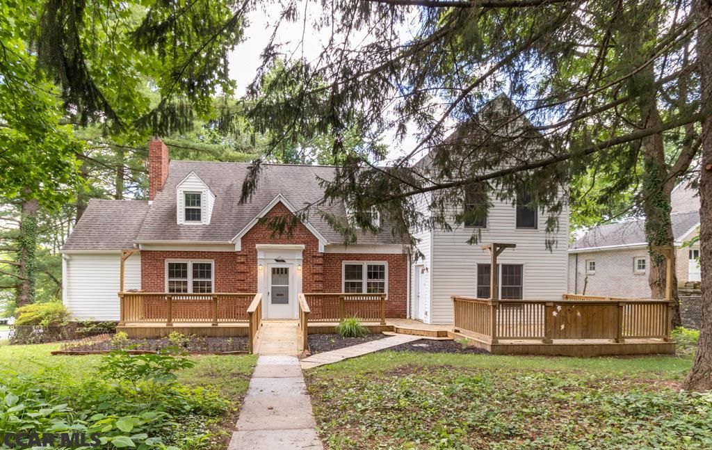 362 E Irvin Ave, State College, PA 16801