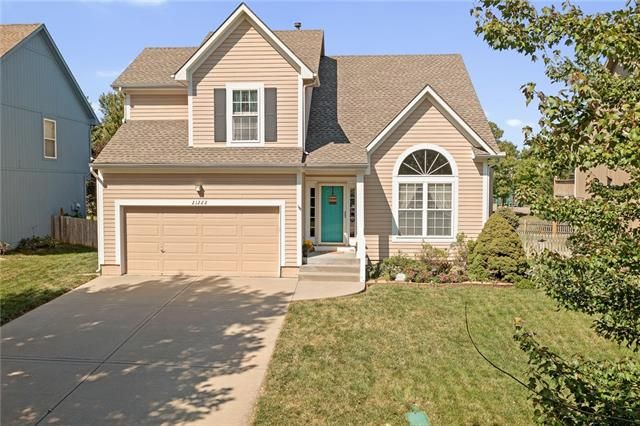 21222 W 119th Pl, Olathe, KS 66061