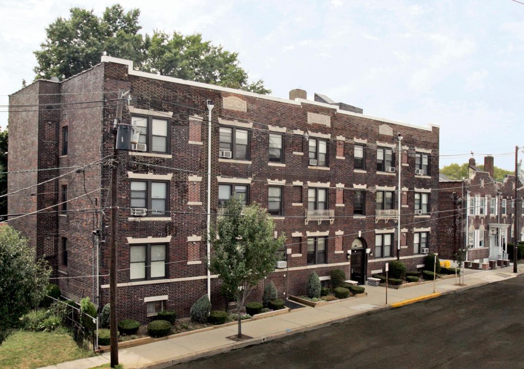 Heath Court Palisades Park, NJ Trulia