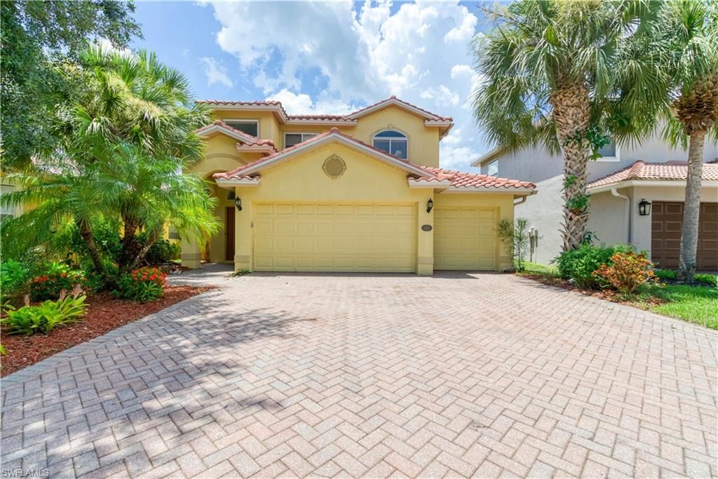 13661 Troia Dr, Estero, FL 33928