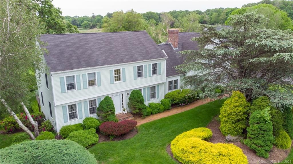 22 Kingsbridge Way #22, Madison, CT 06443
