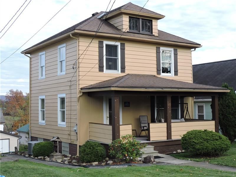 910 N  Hickory St, Scottdale, PA 15683