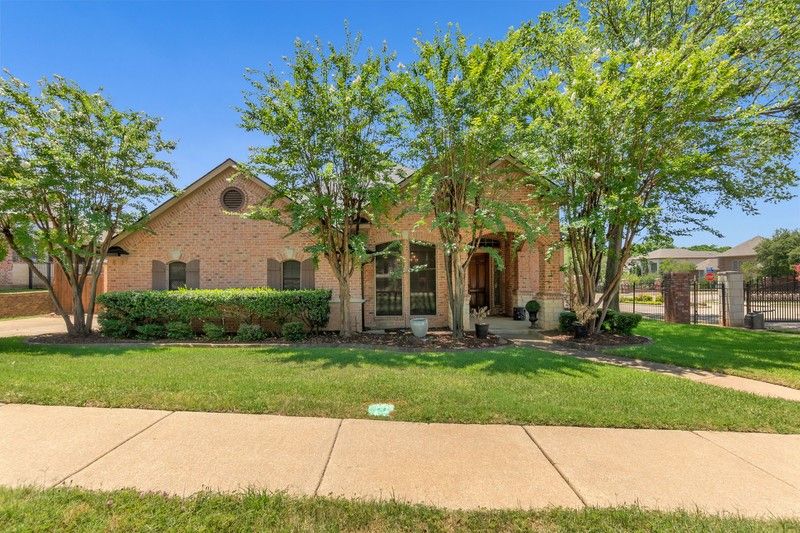 4701 Lakewood Dr, Colleyville, TX 76034