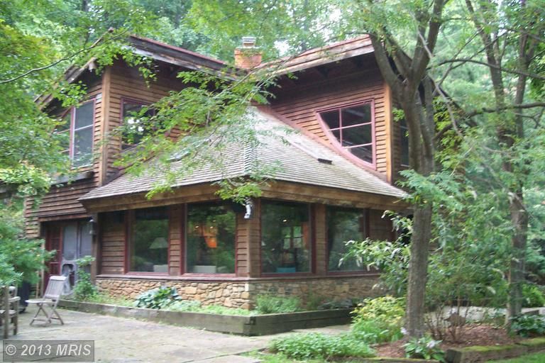 228 Bear Wallow Ln, Huntly, VA 22640