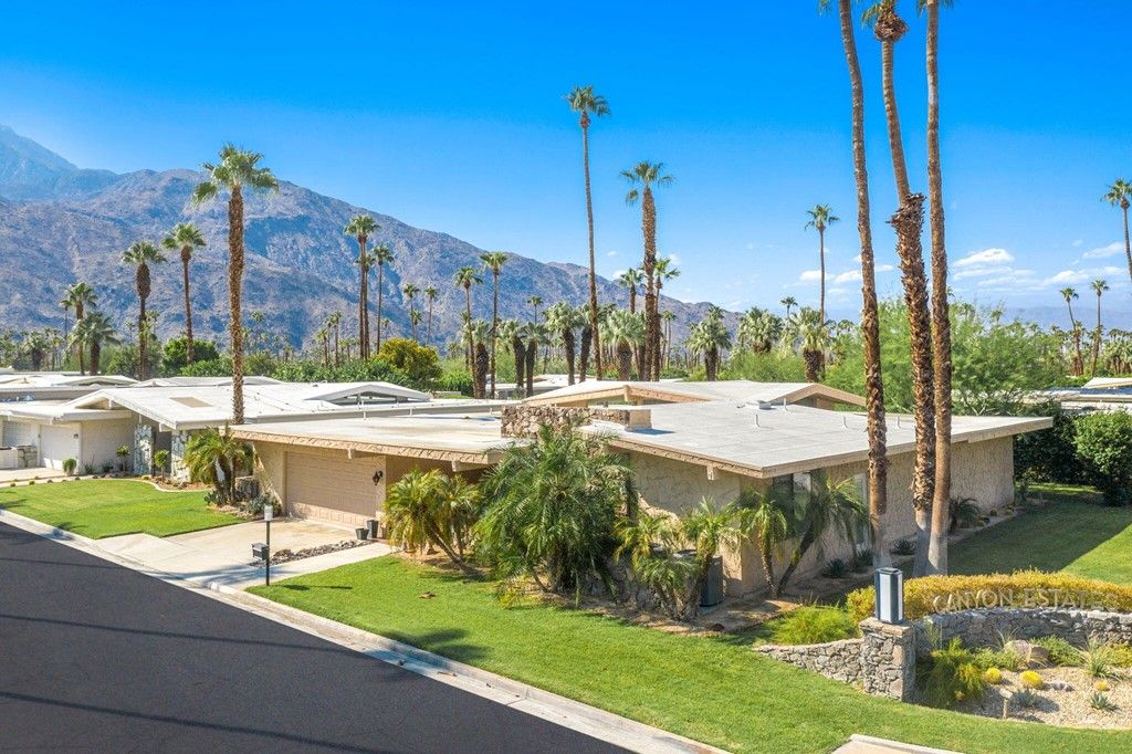 1596 E  Canyon Estates Dr, Palm Springs, CA 92264