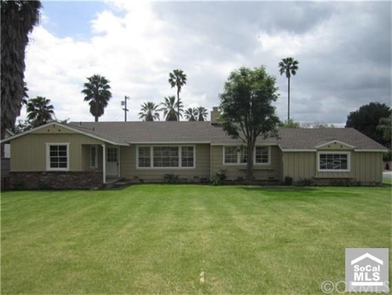 17458 Nordhoff St, Northridge, CA 91325