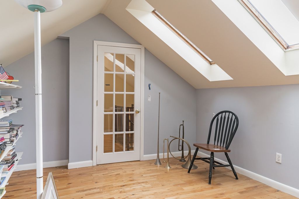 34 Johnswood Rd #1, Roslindale, MA 02131