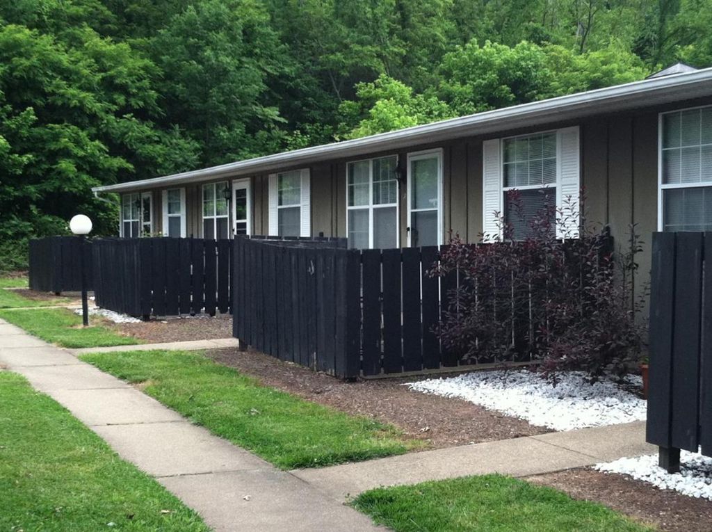 1612 Hill St C, Belpre, OH 45714 Trulia