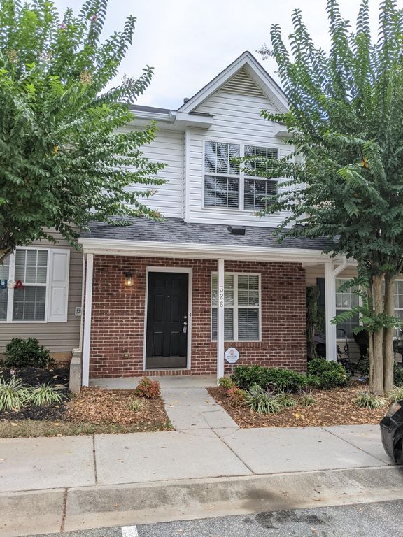 326 Malamute Ln, Greensboro, NC 27407