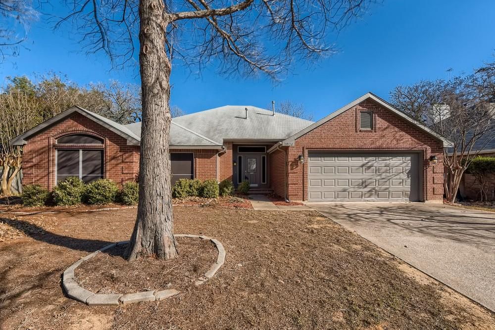 7820 Ember Oaks Dr, North Richland Hills, TX 76182