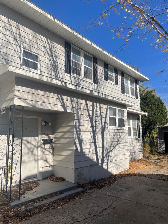 704 S Green St #1/2, Wichita, KS 67211