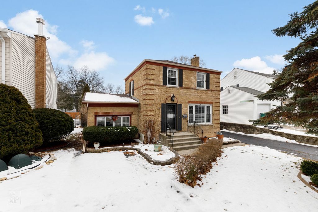 441 S Edgewood Ave, Lombard, IL 60148
